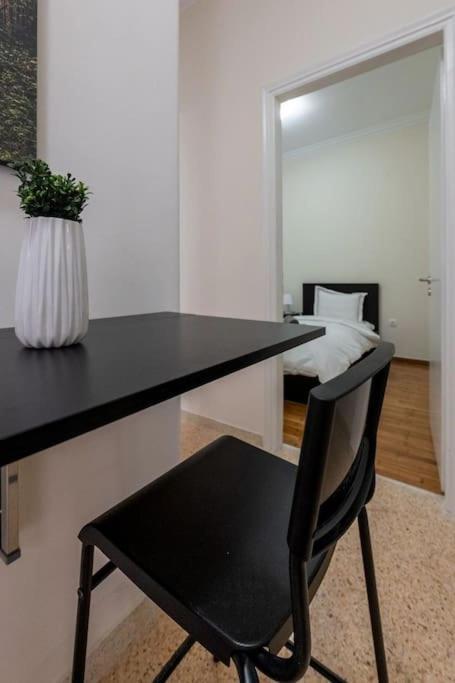 Kerameikos 2 Bedroom Apartment Athens Exterior photo