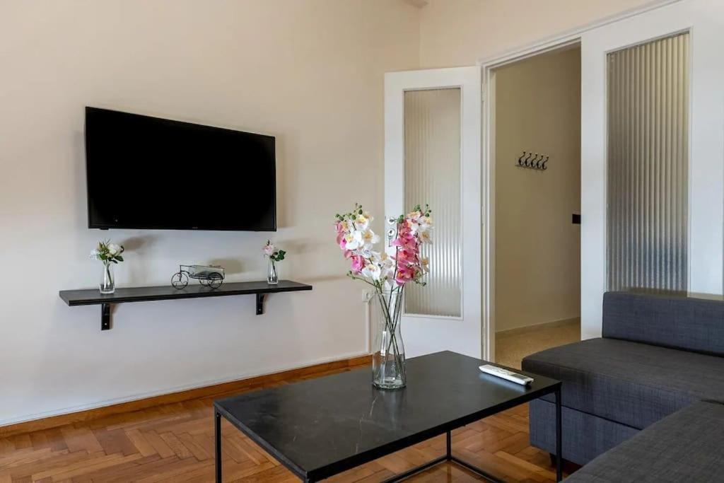 Kerameikos 2 Bedroom Apartment Athens Exterior photo